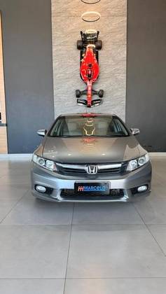 HONDA CIVIC 1.8 LXS 16V FLEX 4P AUTOMÁTICO